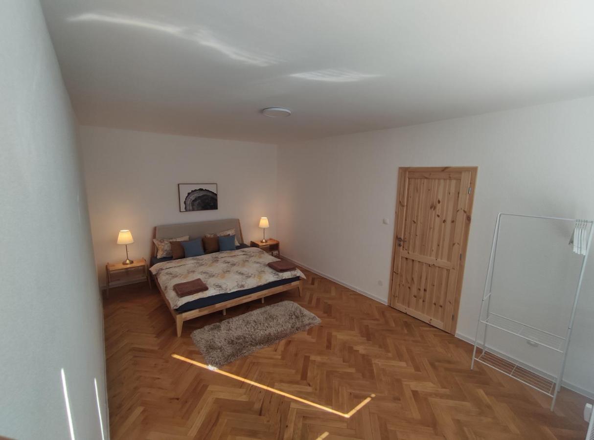 Sky Apartment Prievidza Ngoại thất bức ảnh